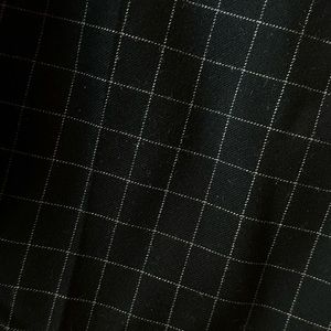 Aritzia Babaton Conan Cropped Pant
Cropped crepe trousers